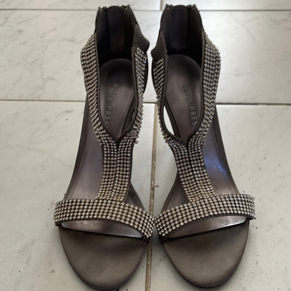 Women sandals